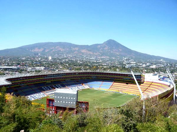 Estadio Cementos Progreso
